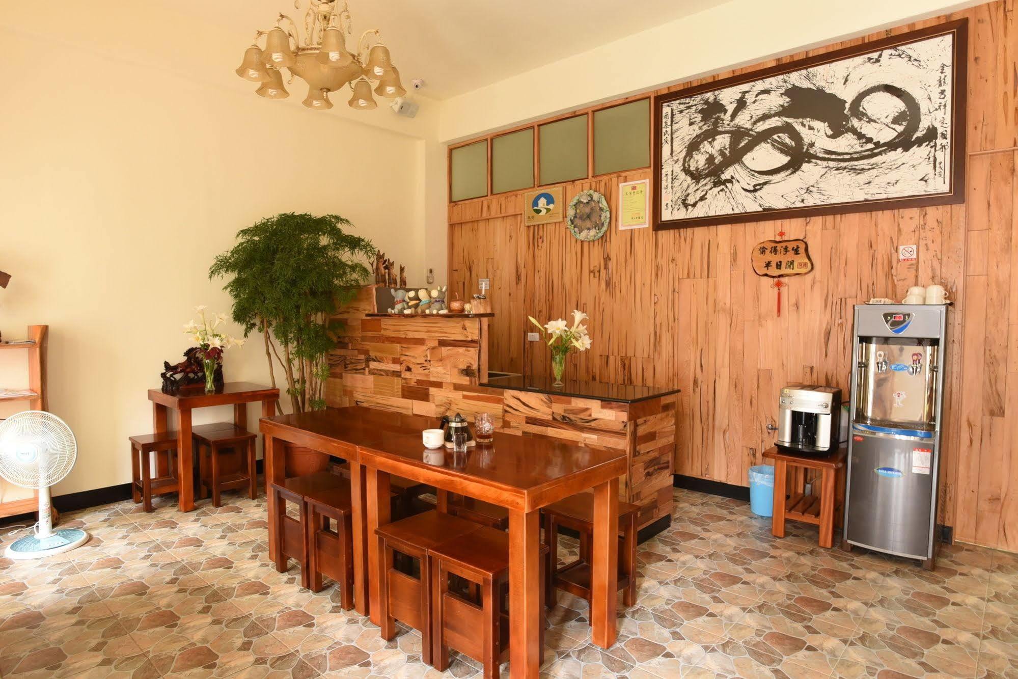 Free Time B&B Taitung Bagian luar foto